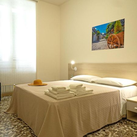 Cityflat Guest House Бари Екстериор снимка