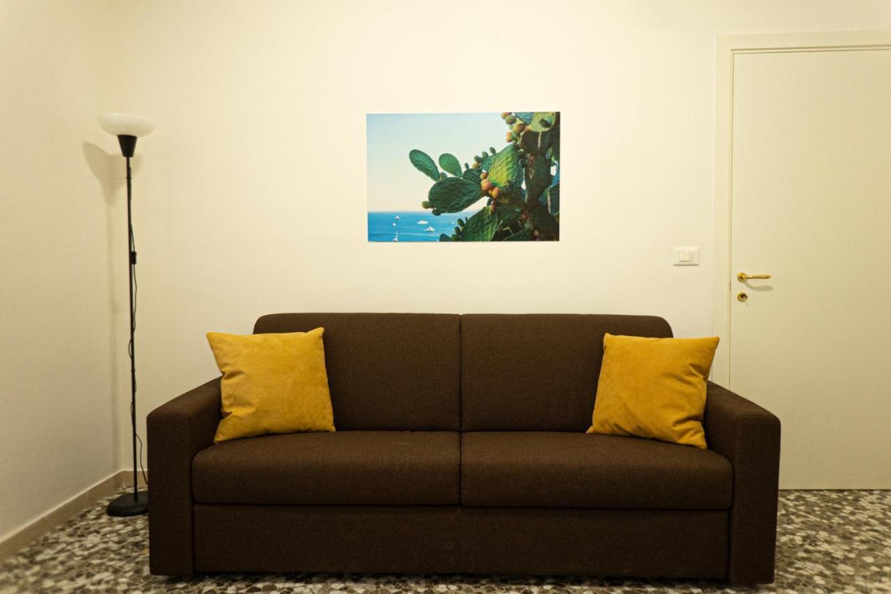 Cityflat Guest House Бари Екстериор снимка