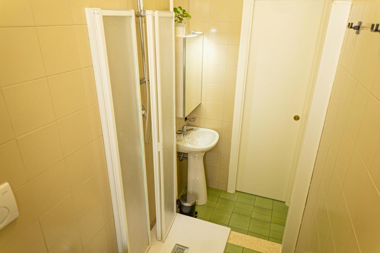 Cityflat Guest House Бари Екстериор снимка